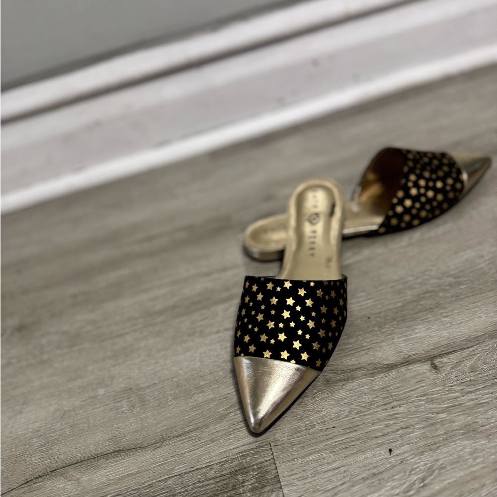 ***2/$15*** Ladie’s  shoes
